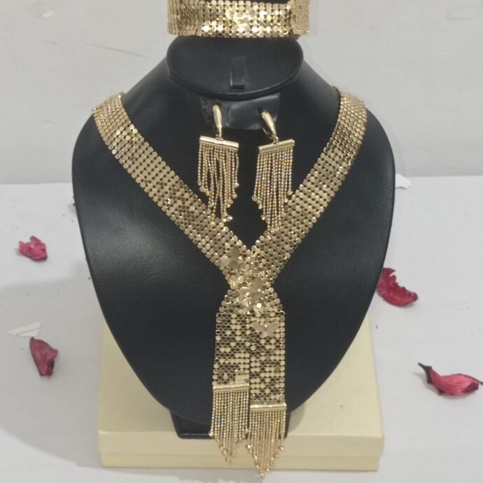 ⁦🌟🌟طقم 3 بياس كروازي موتيف فراشة🦋🦋🦋⁩ - الصورة ⁦2⁩